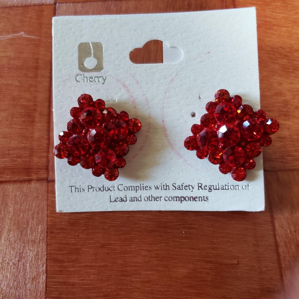 Cherry Red Rhinestone Earrings - Picture 4 of 6